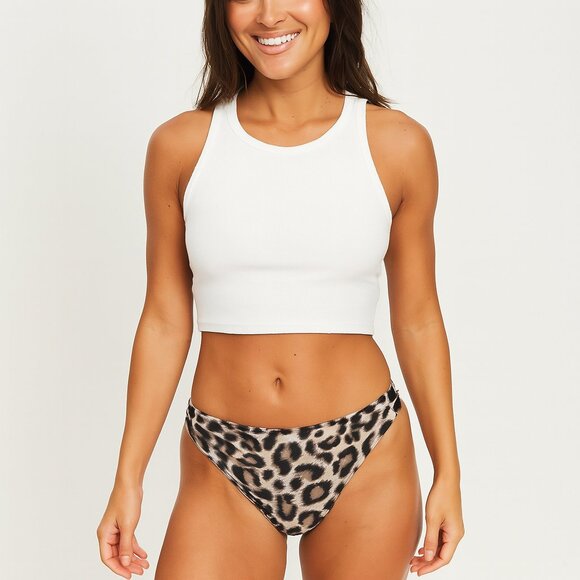 Carmen Marc Valvo Leopard Bikini Bottom M Gold Ring Detail EUC - Picture 1 of 7